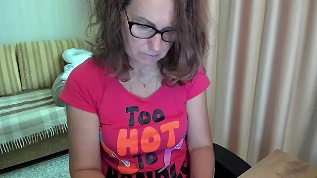 lauraoven online show from July 2026 08:06:02 AM