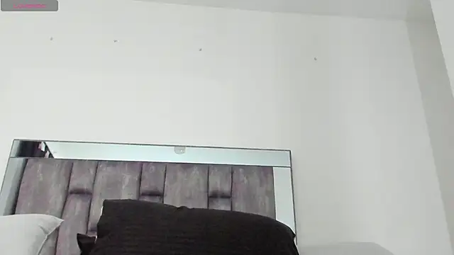 Snapshot of alyssia_ocean chatting on May 2026 12:56:02 PM alyssia ocean online show from May 2026 12:56:02 PM
