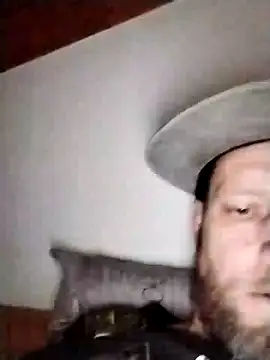 Snapshot of Kw8585kw chatting on December 2024 10:00:01 PM Kw8585kw online show from December 2024 10:00:01 PM