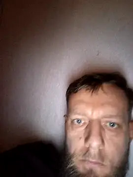 Snapshot of Kw8585kw chatting on November 2025 08:39:02 AM Kw8585kw online show from November 2025 08:39:02 AM