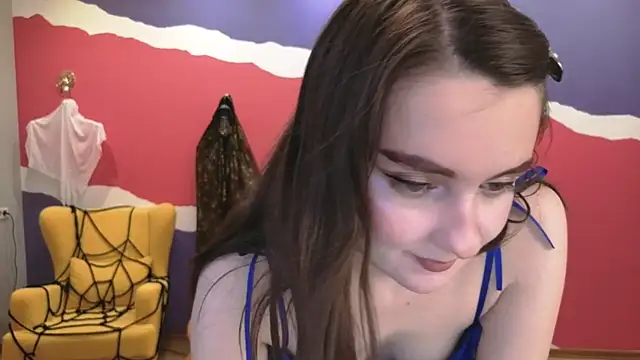 Snapshot of CloudGrace chatting on November 2025 03:18:02 AM CloudGrace online show from November 2025 03:18:02 AM