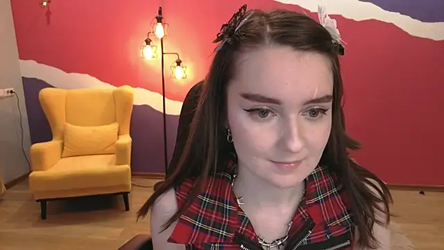 Snapshot of CloudGrace chatting on November 2025 06:13:01 PM CloudGrace online show from November 2025 06:13:01 PM