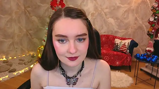 Snapshot of CloudGrace chatting on December 2025 06:12:02 PM CloudGrace online show from December 2025 06:12:02 PM