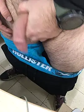 Snapshot of Mindnorthcam2 chatting on January 2025 09:35:01 AM Mindnorthcam2 online show from January 2025 09:35:01 AM