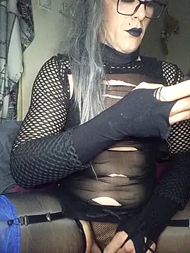 DiamondDrillBit online show from January 2026 06:01:01 PM