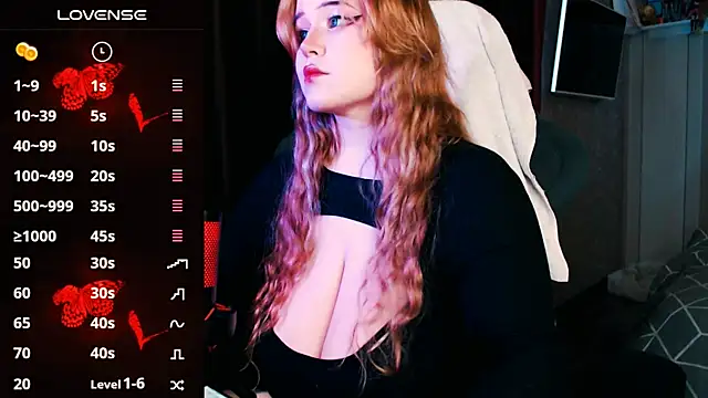 Snapshot of Mini_Mo chatting on May 2026 03:18:01 PM Mini Mo online show from May 2026 03:18:01 PM