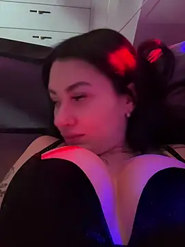 Wet  Bunny online show from January 2025 12:21:02 AM