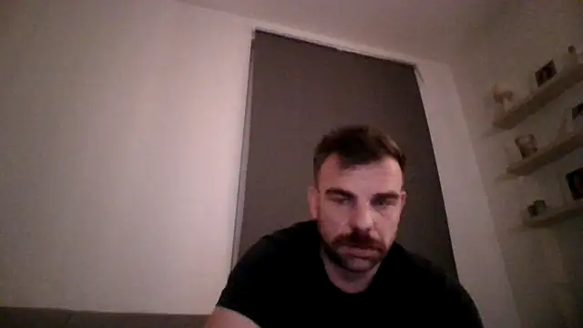 Snapshot of mrbigballs chatting on November 2025 08:33:02 PM mrbigballs online show from November 2025 08:33:02 PM