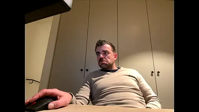 Snapshot of mrbigballs chatting on November 2025 04:36:01 PM mrbigballs online show from November 2025 04:36:01 PM