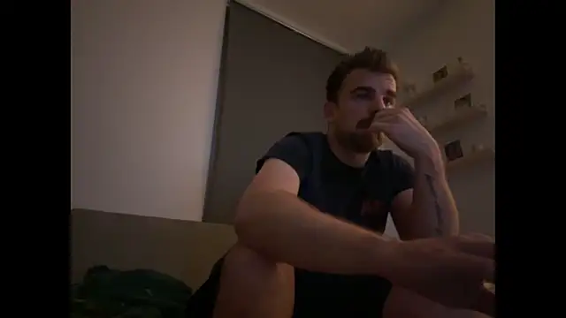 Snapshot of mrbigballs chatting on November 2025 09:58:01 PM mrbigballs online show from November 2025 09:58:01 PM