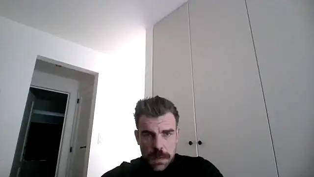 Snapshot of mrbigballs chatting on December 2025 11:26:02 AM mrbigballs online show from December 2025 11:26:02 AM