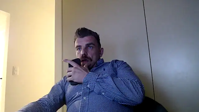 mrbigballs online show from May 2026 09:52:02 PM