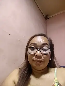 Snapshot of asianwet4u chatting on January 2026 06:04:01 AM asianwet4u online show from January 2026 06:04:01 AM