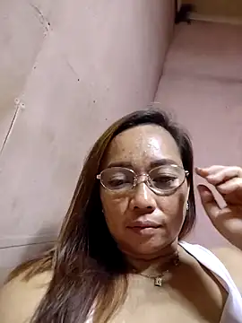 Snapshot of asianwet4u chatting on January 2026 07:01:02 AM asianwet4u online show from January 2026 07:01:02 AM