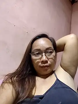 Snapshot of asianwet4u chatting on February 2026 03:41:02 PM asianwet4u online show from February 2026 03:41:02 PM