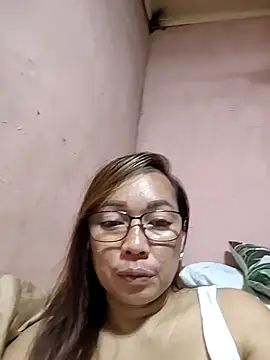 Snapshot of asianwet4u chatting on February 2026 11:09:02 AM asianwet4u online show from February 2026 11:09:02 AM