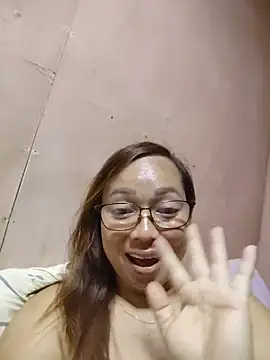Snapshot of asianwet4u chatting on June 2026 04:42:02 PM asianwet4u online show from June 2026 04:42:02 PM