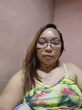 Snapshot of asianwet4u chatting on June 2026 03:00:02 PM asianwet4u online show from June 2026 03:00:02 PM
