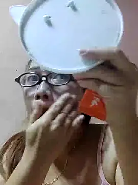 Snapshot of asianwet4u chatting on July 2026 04:30:01 AM asianwet4u online show from July 2026 04:30:01 AM