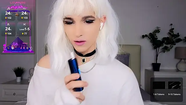 Snapshot of HelenSpellman chatting on December 2024 11:34:02 PM HelenSpellman online show from December 2024 11:34:02 PM