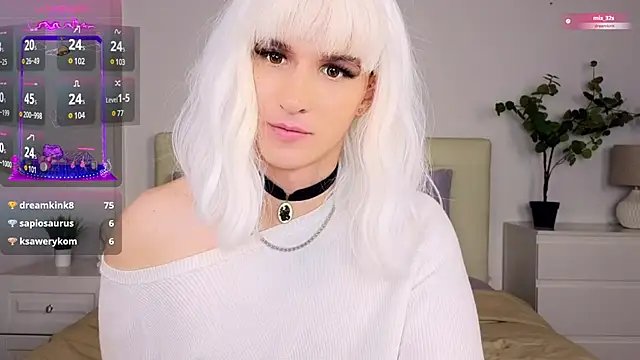 Snapshot of HelenSpellman chatting on December 2024 09:07:01 AM HelenSpellman online show from December 2024 09:07:01 AM