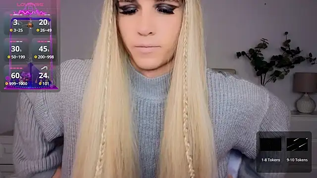 Snapshot of HelenSpellman chatting on December 2024 05:18:02 AM HelenSpellman online show from December 2024 05:18:02 AM