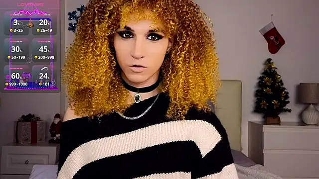 Snapshot of HelenSpellman chatting on December 2024 06:22:02 PM HelenSpellman online show from December 2024 06:22:02 PM