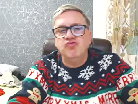 Snapshot of RobertStripX chatting on December 2024 01:54:02 PM RobertStripX online show from December 2024 01:54:02 PM