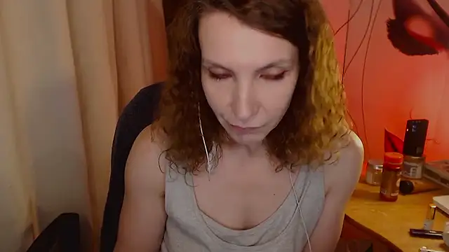 Snapshot of JohansonKatie chatting on January 2025 06:53:02 PM JohansonKatie online show from January 2025 06:53:02 PM