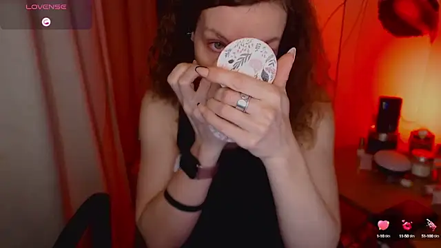 Snapshot of JohansonKatie chatting on February 2025 01:11:01 AM JohansonKatie online show from February 2025 01:11:01 AM