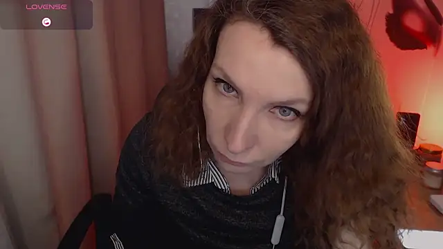 Snapshot of JohansonKatie chatting on February 2025 08:27:02 AM JohansonKatie online show from February 2025 08:27:02 AM