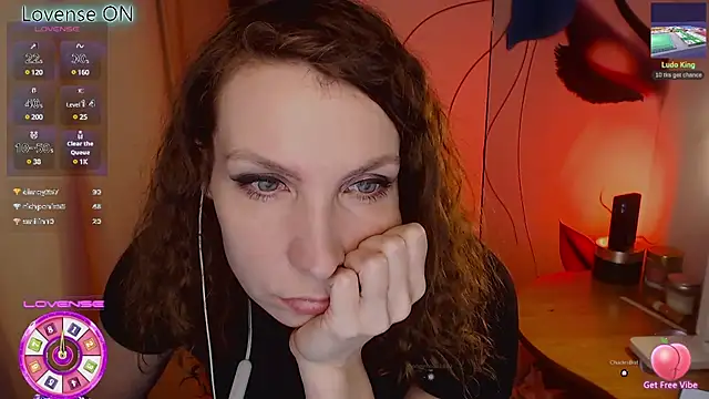 Snapshot of JohansonKatie chatting on February 2025 02:54:02 PM JohansonKatie online show from February 2025 02:54:02 PM