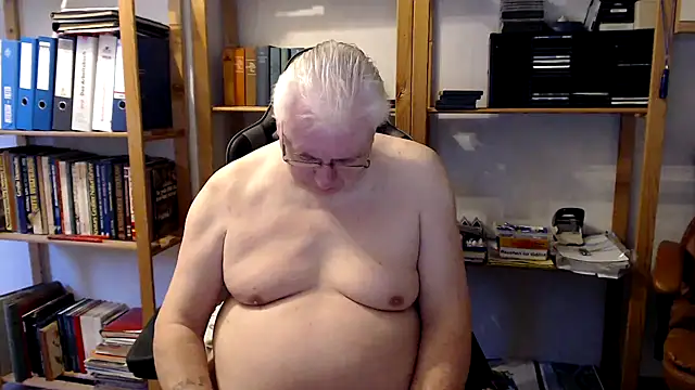 Snapshot of SchwanzhureXXL chatting on February 2025 07:18:02 AM SchwanzhureXXL online show from February 2025 07:18:02 AM