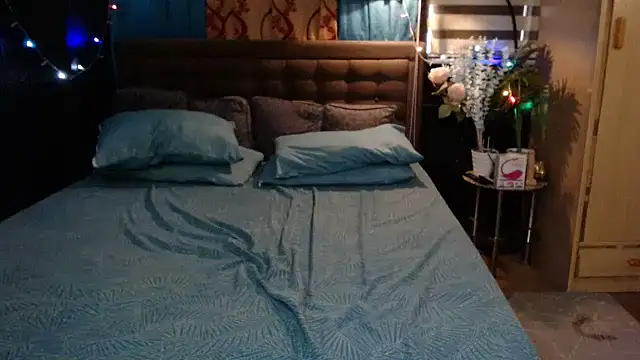 Snapshot of xheavenlytrans chatting on October 2025 12:51:01 AM xheavenlytrans online show from October 2025 12:51:01 AM