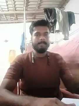 Snapshot of veaman9939 chatting on July 2026 12:44:01 PM veaman9939 online show from July 2026 12:44:01 PM