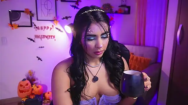 Snapshot of Isabella_dior chatting on October 2025 03:36:02 PM Isabella dior online show from October 2025 03:36:02 PM