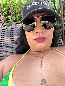 Snapshot of NathFox chatting on November 2025 07:01:02 PM NathFox online show from November 2025 07:01:02 PM