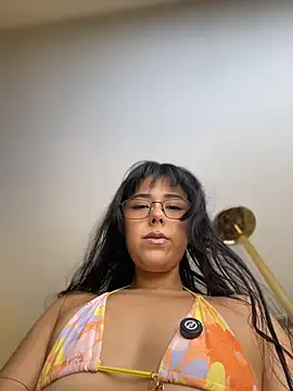 Evie-Luna online show from July 2026 07:49:02 PM