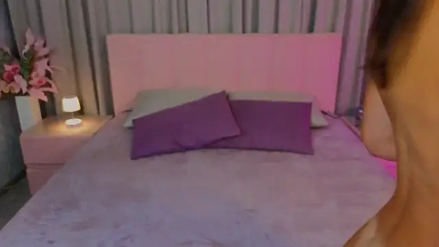 Snapshot of Ariana_Petite chatting on July 2026 11:11:02 PM Ariana Petite online show from July 2026 11:11:02 PM