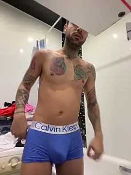 Snapshot of Andy94110328205 chatting on March 2025 04:07:02 PM Andy94110328205 online show from March 2025 04:07:02 PM