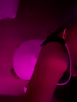 Snapshot of 6lue6a6y69 chatting on November 2025 04:34:01 AM 6lue6a6y69 online show from November 2025 04:34:01 AM