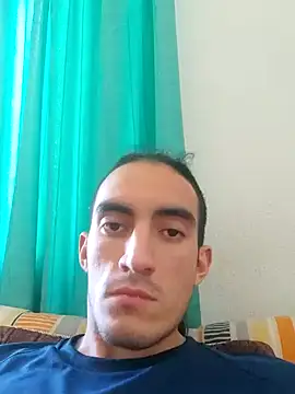 Snapshot of TommyMomentum chatting on December 2024 06:27:02 PM TommyMomentum online show from December 2024 06:27:02 PM