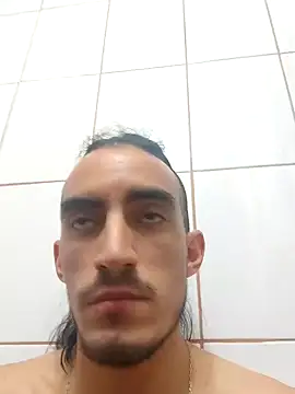 Snapshot of TommyMomentum chatting on January 2025 04:23:01 AM TommyMomentum online show from January 2025 04:23:01 AM