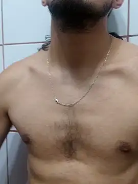 Snapshot of TommyMomentum chatting on January 2025 05:19:01 AM TommyMomentum online show from January 2025 05:19:01 AM