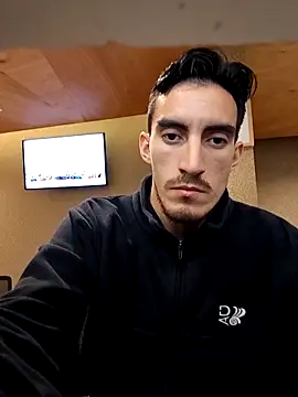 TommyMomentum online show from April 2026 03:44:02 AM