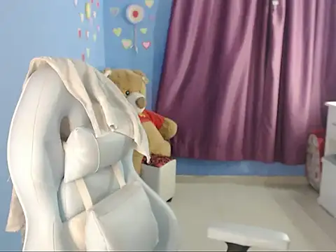Snapshot of BOREAL_MOON chatting on December 2024 02:34:02 AM BOREAL MOON online show from December 2024 02:34:02 AM