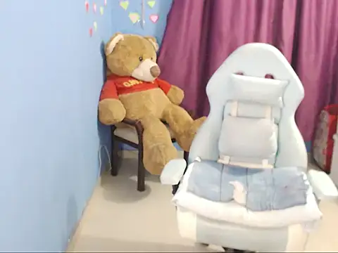 Snapshot of BOREAL_MOON chatting on February 2025 05:30:02 AM BOREAL MOON online show from February 2025 05:30:02 AM