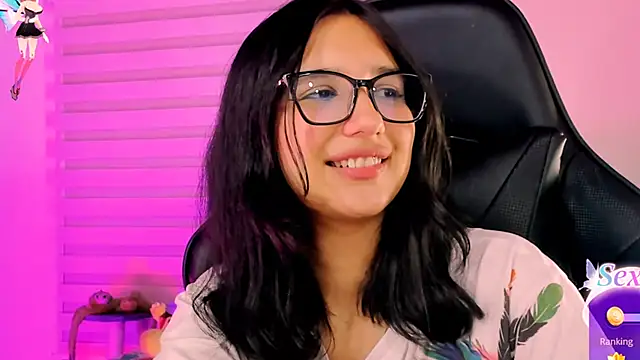 Snapshot of Luniverse chatting on January 2025 03:16:01 AM Luniverse online show from January 2025 03:16:01 AM