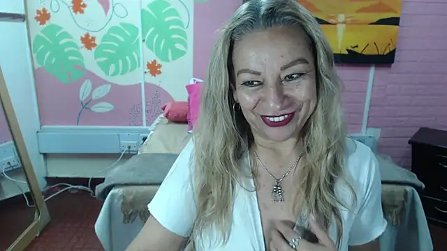 ZAMANTHA online show from February 2025 09:17:01 PM