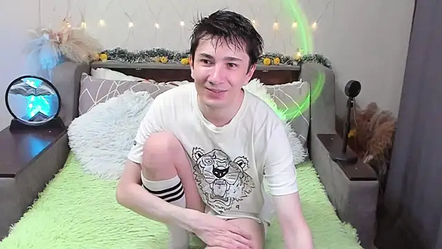 Yumi steve online show from October 2025 05:51:02 PM